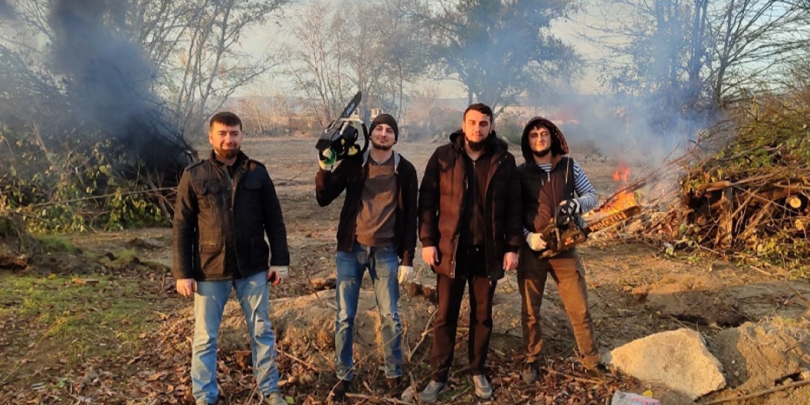 Сотрудники Чеченского филиала РСХБ приняли участие в общереспубликанском субботнике